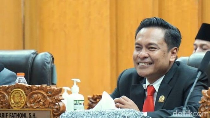 Wakil Ketua DPRD Surabaya Arif Fathoni.