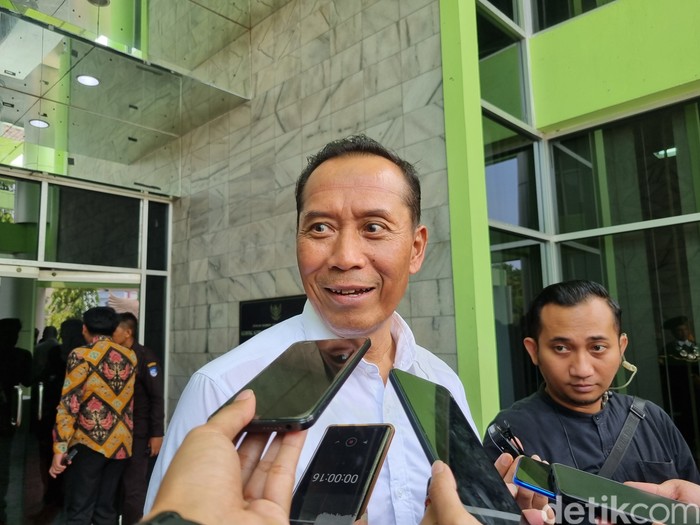 Wakil Menteri Pendidikan Tinggi, Sains, dan Teknologi (Wamendiktisaintek) Prof Fauzan di UPN Veteran Jawa Timur.