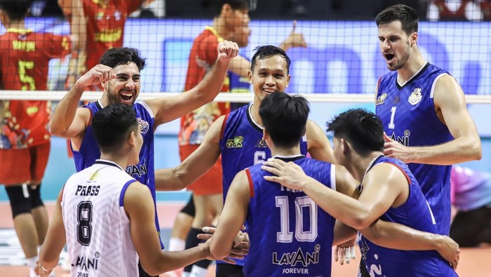 Jakarta Lavani Livin Transmedia menghadapi Surabaya Samator pada pertandingan putaran pertama pekan keempat PLN Mobile Proliga 2025 di Jawa Pos Arena, Surabaya, Jawa Timur, Minggu (26/1/2025). Jakarta Lavani Livin Transmedia mengalahkan Surabaya Samator dengan skor 3-0 (25-21, 25-19, dan 25-17). ANTARA FOTO/Rizal Hanafi/foc.
