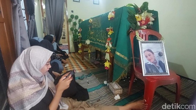 Pesan Terakhir dan Chat Tak Berbalas Korban Kebakaran Glodok Plaza