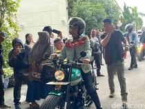 Jokowi Motoran di Solo Pakai Kawasaki W175: Motornya Ringan
