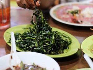 6 Sayuran Goreng Berbumbu Gurih, Jukut hingga Keciwis