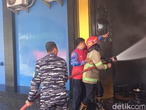 Tempat Karaoke Happy Tegal Kebakaran