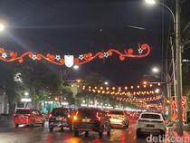 875 Lampion Imlek Hiasi Jalanan Kota Semarang