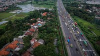 Memasuki masa libur panjang Isra Mikraj dan Tahun Baru Imlek, PT Jasa Marga (Persero) memprediksi sebanyak 1.559.680 kendaraan meninggalkan wilayah Jabotabek melalui jalan tol sepanjang periode 24 Januari - 2 Februari 2025. 