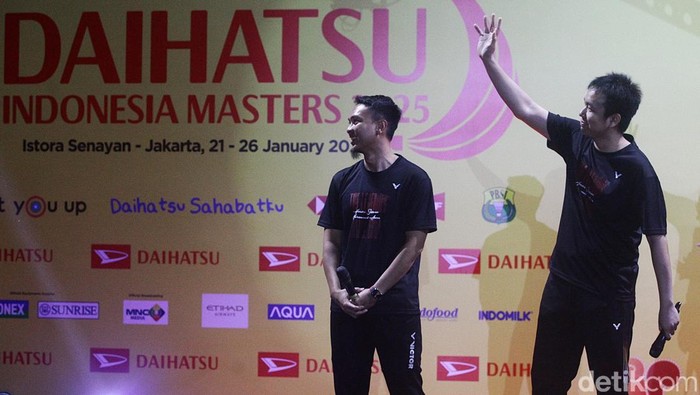 Panggung Perpisahan Hendra/Ahsan di Indonesia Masters 2025 Pebulutangkis ganda Β Indonesia M. Ahsan/Hendra Setiawan mengakhiri karir professional di dunia bulutangkis pada ajang Daihatsu Indonesia Masters 2025 di Istora Senayan, Jakarta, Minggu (26/1/2025).Β Berikut foto-fotonya.