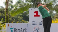 Memimpin sendirian di puncak leaderboard, Jeongmin hanya terpaut 1 pukulan dari Yuai Ji (CHN), yang menyodok ke posisi 2. Pegolf China tersebut membukukan skor terendah pada hari ini dengan 66 (6-di bawah-par). Putaran kedua Indonesia Women’s Open menetapkan batas cut di 148 (4-di atas-par).   
