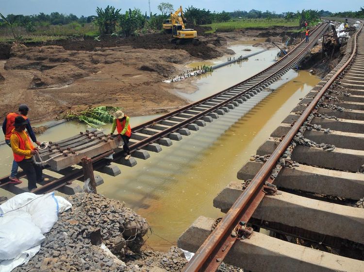 Penampakan Jalur Kereta Api di Grobogan yang Kembali Amblas