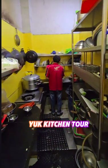 Pengunjung Ngaku Temukan Paku Berkarat di Bakmi, Ini Fakta Sebenarnya