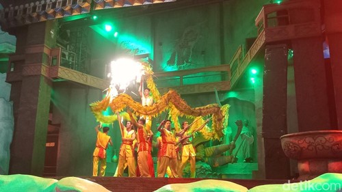 Pertunjukan tarian Legend of The Solar Eclipse di Trans Studio Bali, Minggu (26/1/2025). (Aryo Mahendro/detikBali).