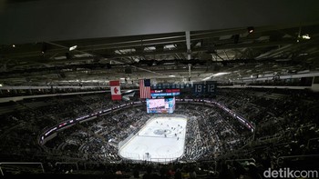 Gemerlap cahaya dari arena Ice Hockey Match : SJ Shark vs Nashville Predators. Foto: Aisyah Kamaliah/detikINET