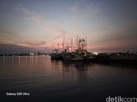 Samsung S25 Ultra 50 MP Wide-Angle