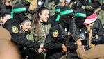 Senyum Semringah Tentara Wanita Israel Usai Dibebaskan Hamas