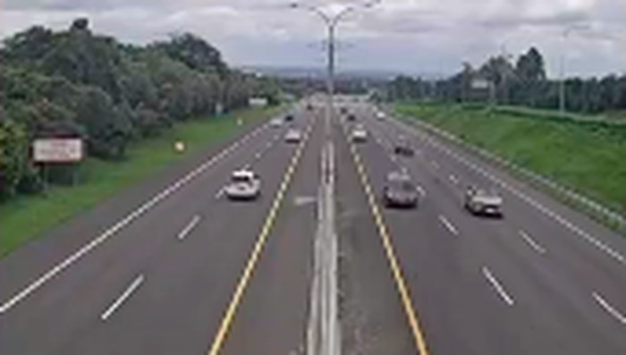 Situasi Tol Jagorawi Arah Puncak Bogor, Minggu (26/1).