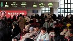 Begini Suasana Puncak Mudik Libur Imlek di Beijing