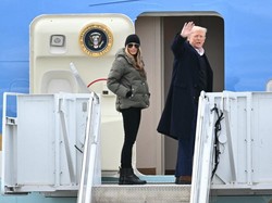 Gaya Melania Trump Bertugas Jadi First Lady, Dipuji Bicara Bahasa Slovenia