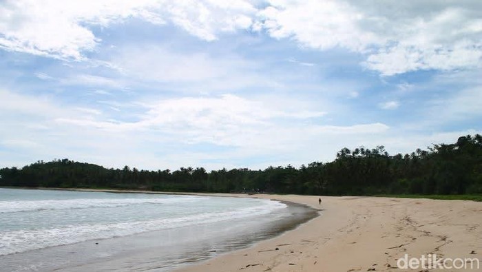 Ilustrasi pantai terdekat dari Bandung.