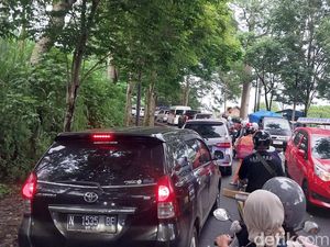 Lalu Lintas Menuju ke Arah Obyek Wisata di Kota Batu Macet!