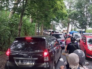 Lalu Lintas Menuju ke Arah Obyek Wisata di Kota Batu Macet!