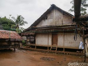 Melihat Lebih Dekat Rumah Adat Suku Baduy