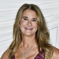 Dalam sebuah wawancara dengan Times of London, Bill Gates mengaku kini lebih ceria dibandingkan saat awal-awal perceraian. Meski begitu, rasa menyesal belum juga hilang dari benaknya.“Saya lebih bahagia sekarang. Tapi perceraian itu adalah kesalahan yang paling saya sesali,” tuturnya, seperti dikutip dari Pagesix. Foto: Evan Agostini/Invision/AP/Evan Agostini