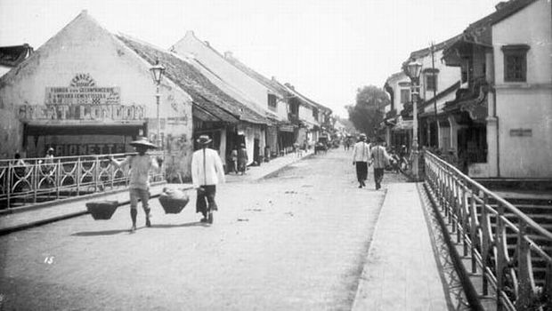 Mengulik Kawasan Jatinegara, Surga Kuliner Enak dan Legendaris