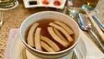 Yee Shang dan Seabass Goreng Jadi Menu Spesial Tahun Ular Kayu di Sini