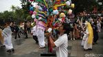 Meriahnya Kirab Budaya Telok Tamat di TMII