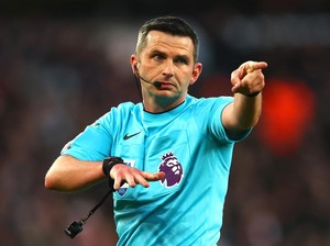 Wasit Michael Oliver Dapat Ancaman Pembunuhan, Polisi Selidiki