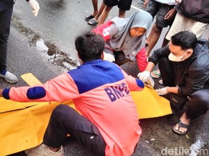 Pelajar Pamekasan Tewas Terpeleset Saat Trek-trekan Lalu Tertabrak Mobil