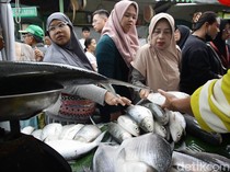 Video: Antusiasme Penjual-Pengunjung Sambut Festival Bandeng Rawa Belong