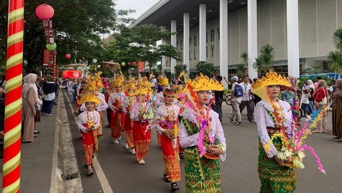 Pawai Telok Tamat Sambut Isra Miraj di TMII, Jaktim, Senin (27/1/2025).