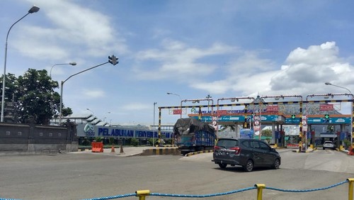 Situasi arus lalulintas di Pelabuhan Gilimanuk, Bali, Senin (27/1/2025).