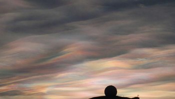 Awan Nacreous. Foto: (Bored Panda)