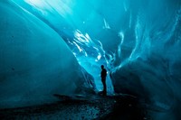 Alam mampu melakukan hal-hal yang begitu misterius, menakjubkan, dan juga menyeramkan. Berikut fenomena alam yang tampak begitu menakjubkan.