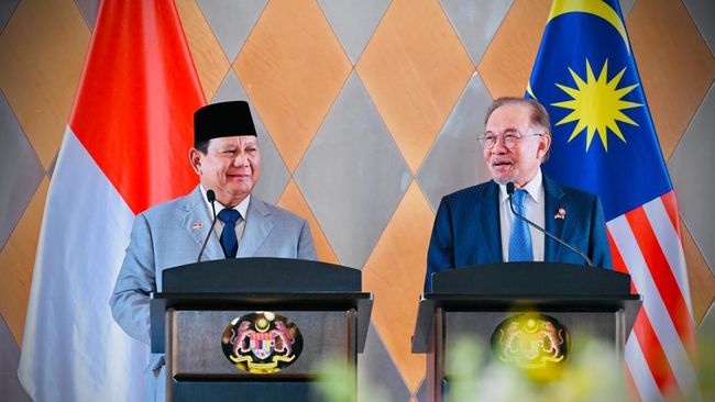 Prabowo dan PM Anwar Ibrahim Sepakati Kerja Sama Kelapa Sawit hingga Migas