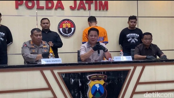 Rilis kasus mutilasi mayat dalam koper di Polda Jatim