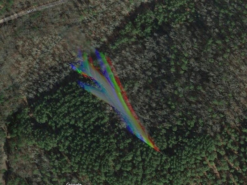 Berikut beberapa gambar yang tertangkap Google Earth. Foto-foto ini beragam, ada yang aneh, keren, hingga menyeramkan.