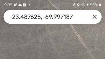 Bentuk kepiting raksasa di Chili Utara. Foto: (Bored Panda).