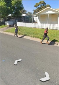 Berikut beberapa gambar yang tertangkap Google Earth. Foto-foto ini beragam, ada yang aneh, keren, hingga menyeramkan.