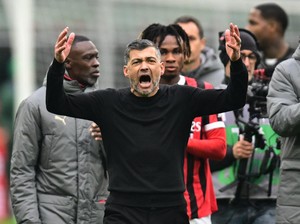 Conceicao Dikritik Usai Marahi Calabria: Enggak Wajar!