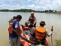IRT di Belu Hilang Terseret Banjir, Tim SAR Susuri Sungai-Bendungan