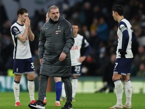 Son: Spurs Menyedihkan