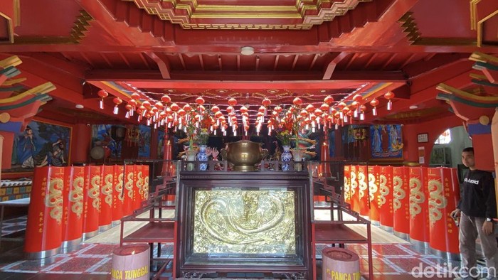 Vihara Widhi Sakti Sukabumi.
