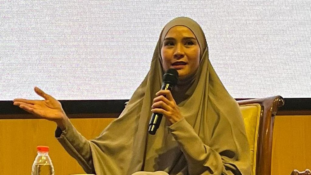 Zaskia Adya Mecca Geram Pengantar Anak Dipukuli Pemotor Lawan Arah