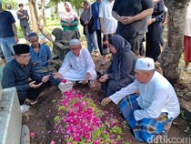 Video: Selamat Jalan Emilia Contessa...