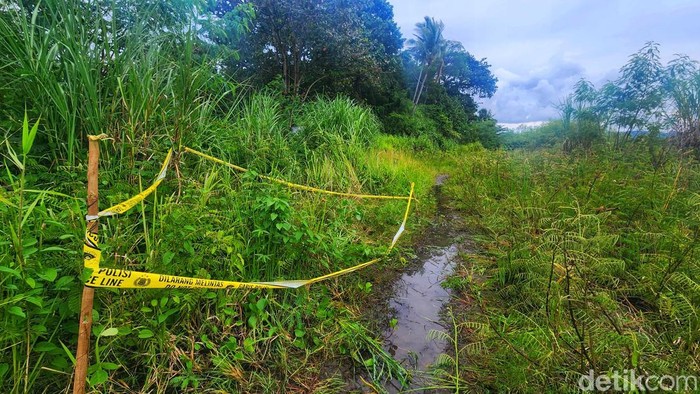 Garis Polisi Masih Terpasang di Lokasi Kendi Berisi Ari-ari Bayi di Kaki Gunung Putu