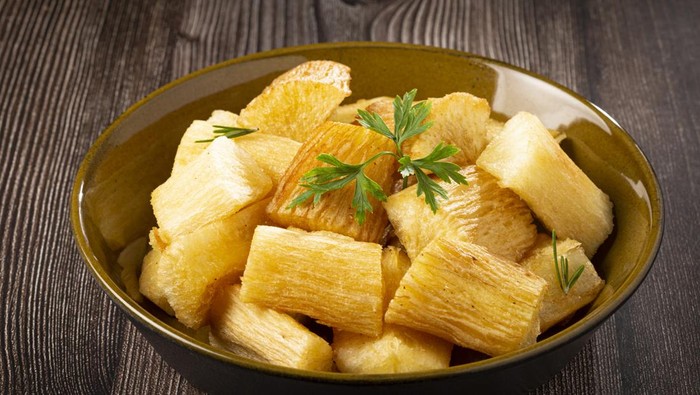 6 Tips Menggoreng Singkong yang Benar, Dijamin Merekah dan Tidak Banyak Minyak