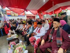 Pramono Hadiri Festival Bandeng Rawa Belong Jakbar, Ada Sutiyoso-Fauzi Bowo