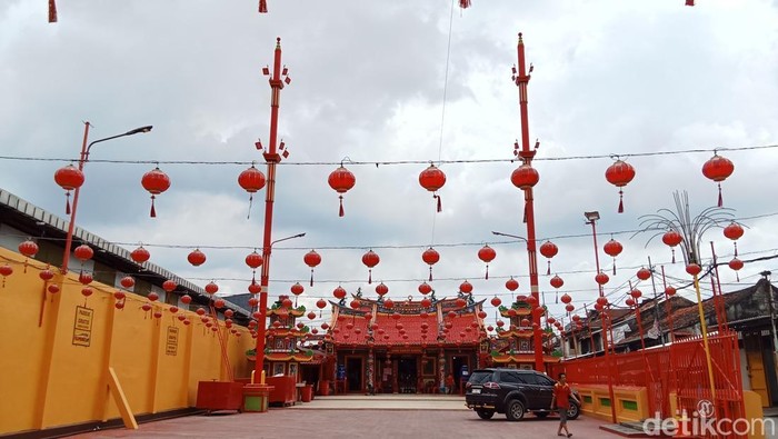 Kelenteng Dewi Kwan Im, Palembang.